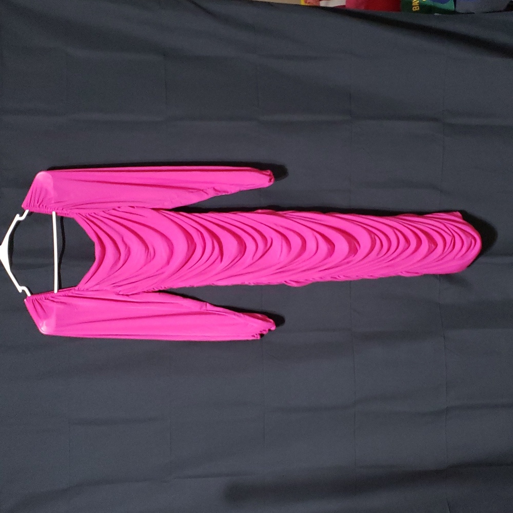 Elegant Pink/Fuschia Women's Ruched Bodycon Dress.  Size: Medium - Picture 6 of 7